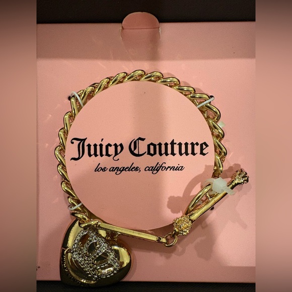 Juicy Couture gift box with beautiful bracelet plus free J.C. lipgloss included - Picture 15 of 16